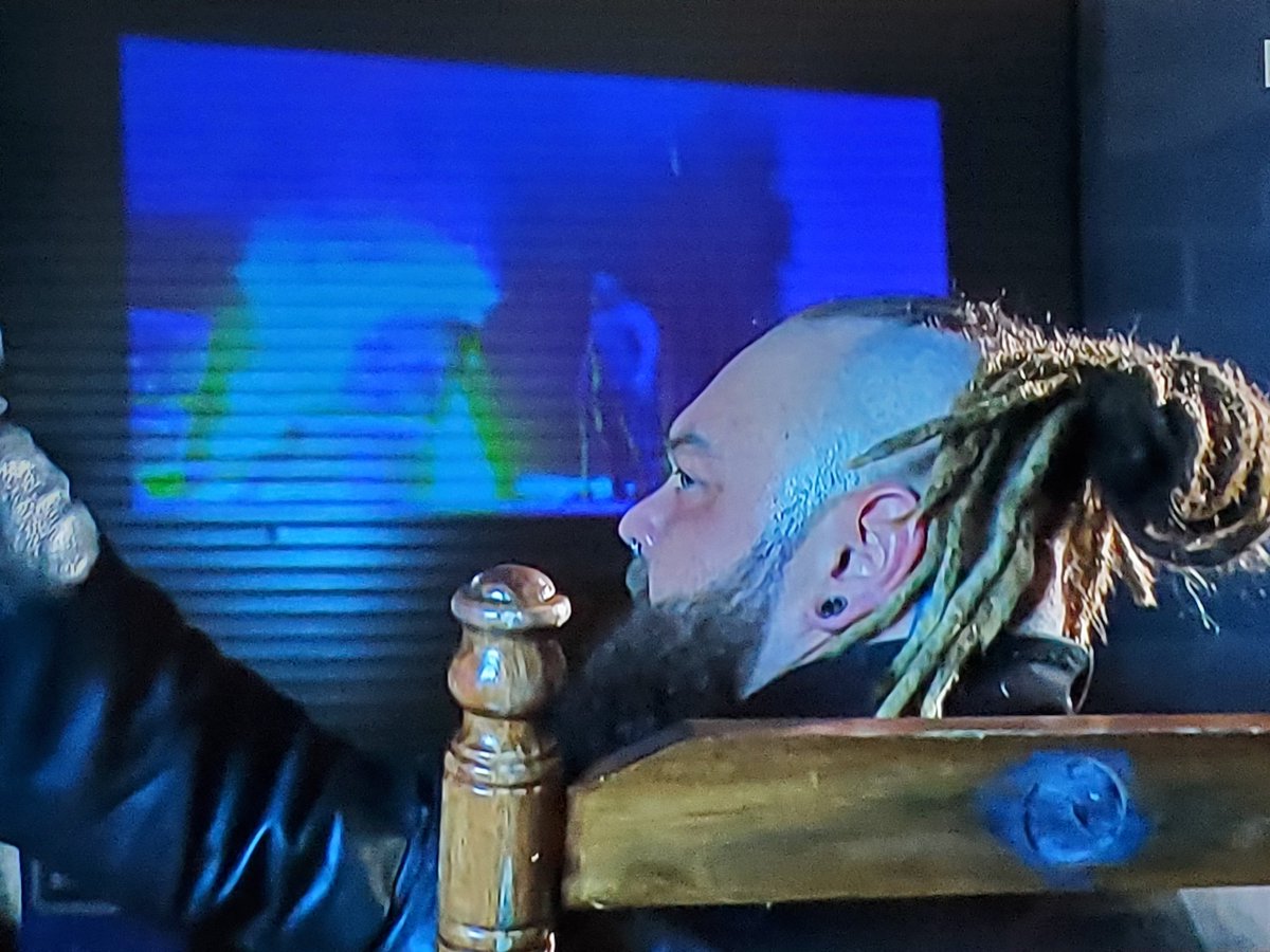 Wonder if Bray &amp; Uncle Howdy completed the peg game <a href="/CrackerBarrel/">Cracker Barrel</a> when they bought their chair? #BrayWyatt #Unclehowdy #wwesmackdown