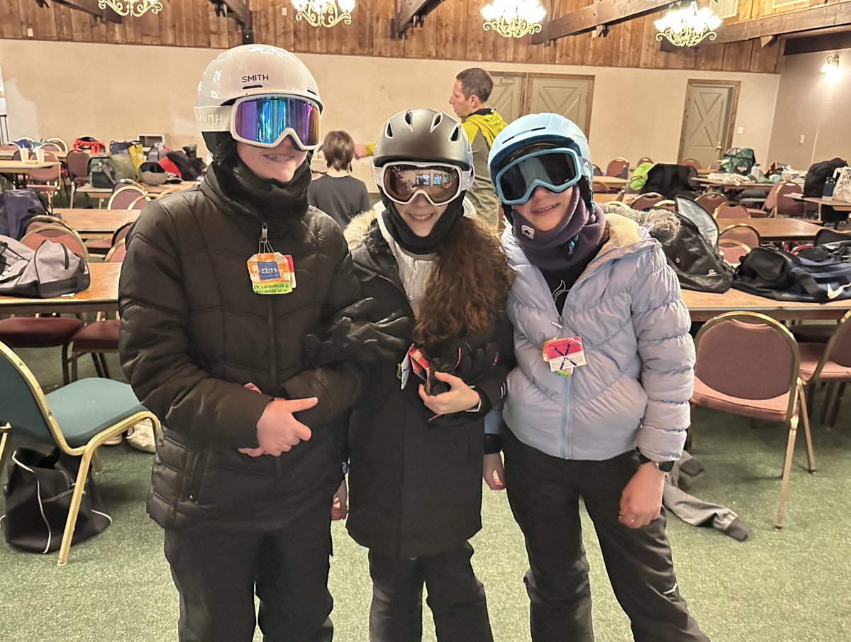 WHMS SKI &BOARD CLUB tweet media