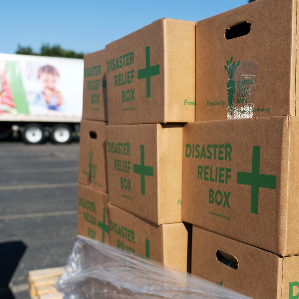 CTXFoodBank's tweet photo. Need help with food? We have two emergency food distributions Sat., Feb. 4 at Onion Creek Soccer Complex (9 a.m.-11 a.m.), and Nelson Field, (1:30 p.m.-3:30 p.m.). Be sure to make room in your trunk before arriving. 

Can't make it? Find food near you at https://t.co/yFnUqDvxfn https://t.co/OCiweu9fv3