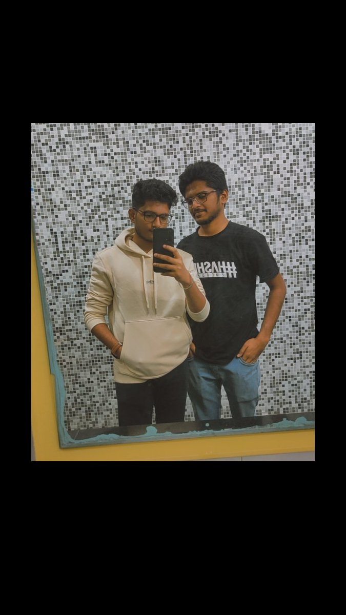 chanakyha_dev's tweet photo. We are at @IIITB_official for #KSP 
with my teammates @0xAritra
@suhaslingam400 @k_raksshitha

#hack2skill #policehack #Karnatakapolicehackathon https://t.co/1Re2BViEn1