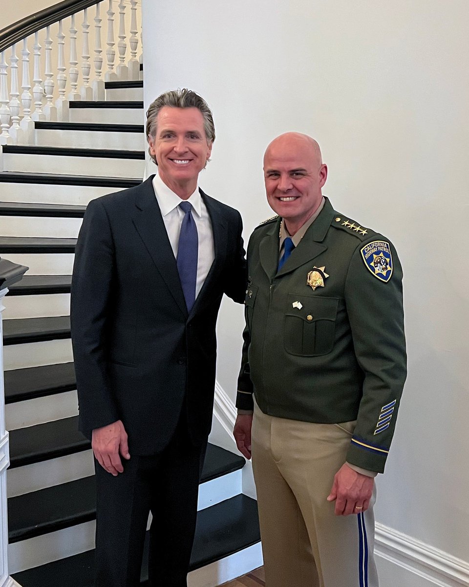 CHPCommissioner's tweet image. Having just been appointed as the 17th Commissioner of the CHP, I am humbled and honored Governor Newsom has trusted me with the opportunity to lead this incredible organization with vision and purpose, and to serve the people of California.
#CHP #CaliforniaHighwayPatrol