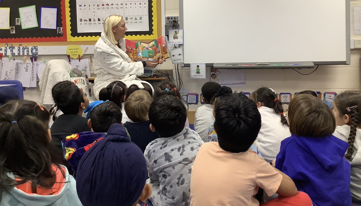 Reception at Staines Prep tweet media