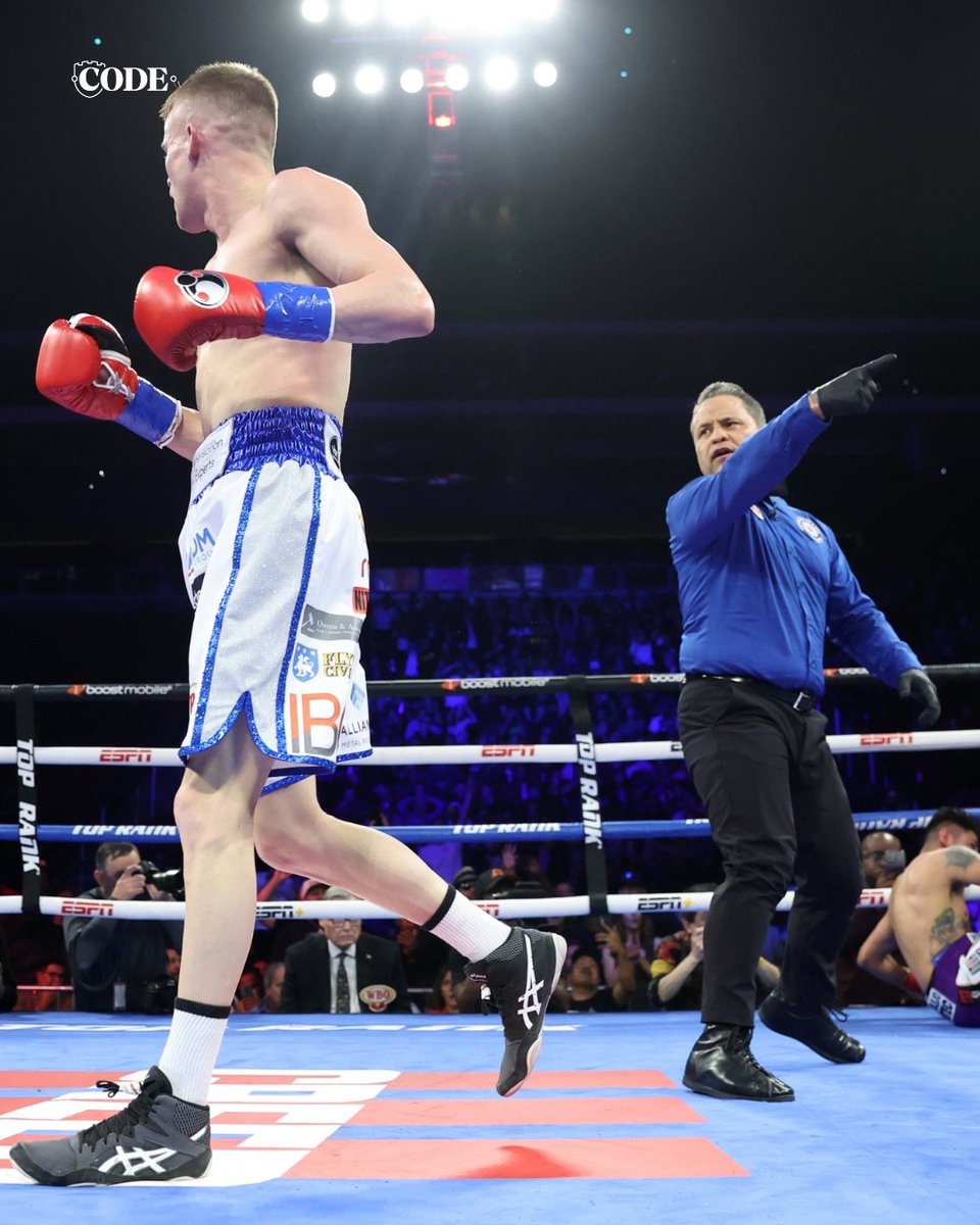 codecombatau's tweet photo. A shattered Liam Wilson claimed he was robbed and his team lodged a formal protest after he suffered a heartbreaking loss to Mexican Emanuel Navarrete.
LATEST 👉 https://t.co/c1g4HEroTV
#NavaretteWilson https://t.co/CWmScN4t1o