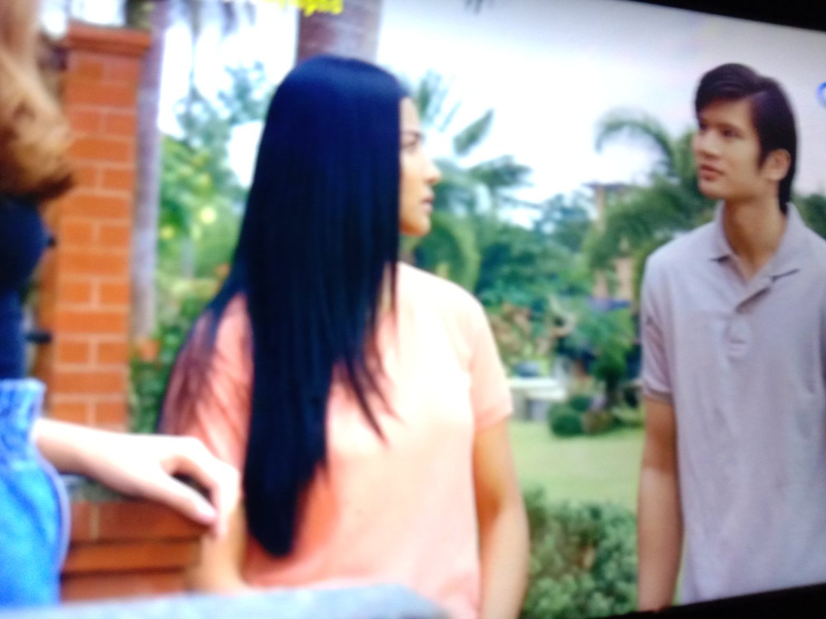 Mukang may malalaman si Nympha na hindi maganda...
#TadhanaNympha
<a href="/sanya_lopez/">Sanya Lopez</a>