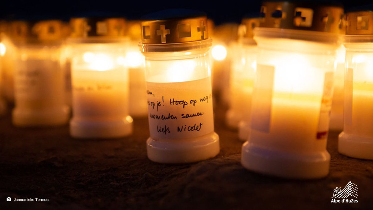 Vandaag is het Wereld kankerdag en staan we even stil bij alle mensen die met kanker in aanraking zijn gekomen. Voor hen die er niet meer zijn of die nu aan het strijden zijn, branden we een lichtje. 
Doneer op: bit.ly/2Xc44RT
#ad6