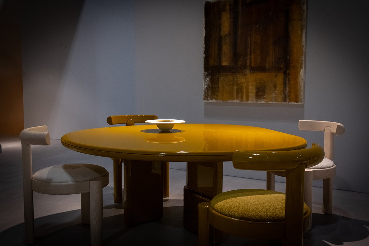 iSaloniofficial's tweet photo. Is a luxury table only made of marble? This selection of tables directly from xLux will make you reconsider many materials
📷 A. Russotti
#salonedelmobile #leadingdesignforward #xlux #exhibition #design #luxurydesign #furniture #homedecor #interior #interiordesign https://t.co/UX2hVqaQV3
