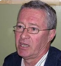 lyuva26's tweet image. No entiendo como #Fachascal no se lo ha ofrecido a #Verstrynge él sí que tiene un pasado fascista.