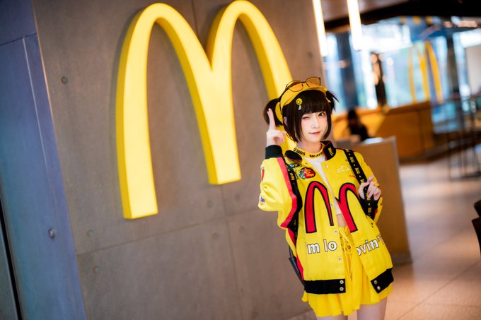 Twitterのコスプレ画像19
