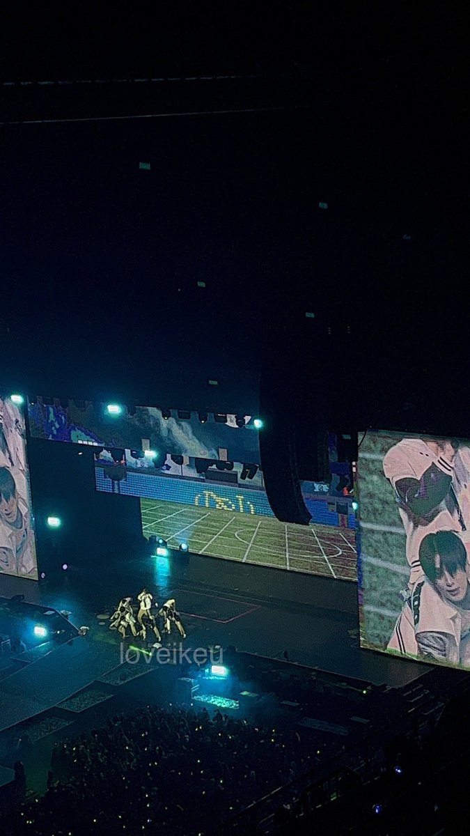 the song that got me into enhypen &amp; the title-track of my first comeback with them 

#MANIFESTO_IN_MANILA_DAY1