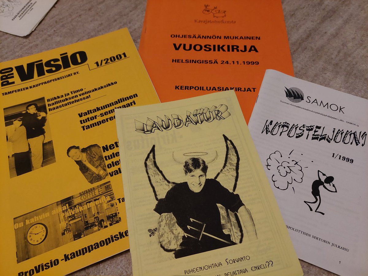 Nostalgiatrippi siivotessa, opiskelijajulkaisut! <a href="/Lukiolaiset/">Lukiolaisten Liitto</a> Laudatur ja Käräjätoimikunnan julkaisut, TAMK ja Provisio ja <a href="/samok/">Sam O'Keefe</a> koulutuspoliittinen  julkaisu. #lehdet #nostalgia