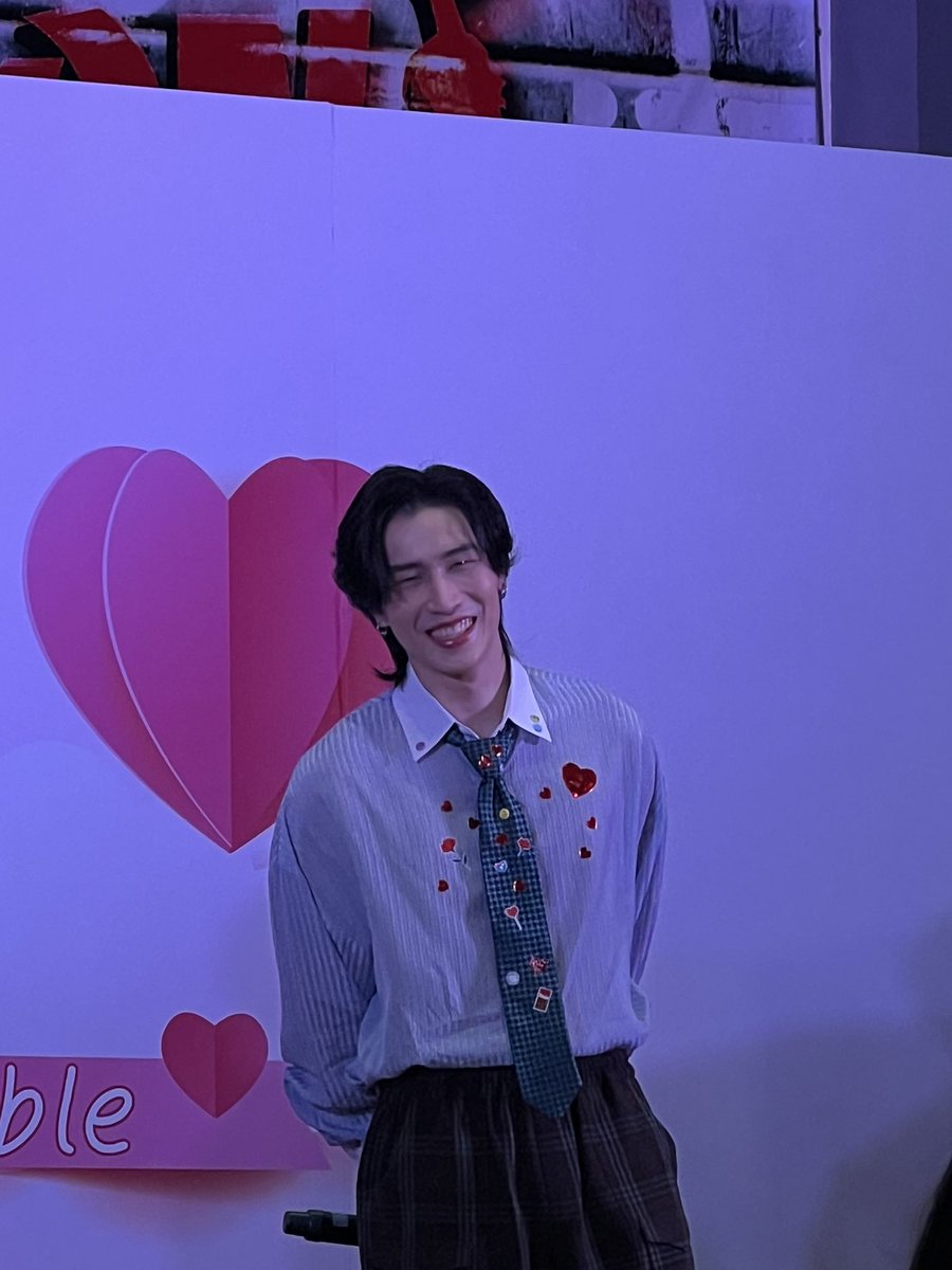 nnisha_18's tweet image. SHUT UP HES SO PRECIOUS. I LOVE YOU BIBLE OMG

#D7LoveAt1stSightBB @biblesumett