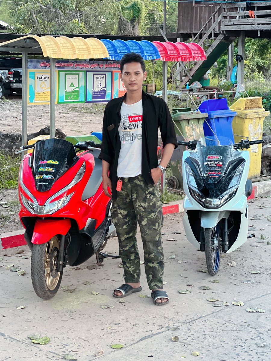 na07374751's tweet photo. หน้าตาไม่ดี แต่ชอบHeeมากๆ👉👌💦
#ชอบผู้หญิง 
#กทม #รามคําแหง https://t.co/7ZFjE8xOrk