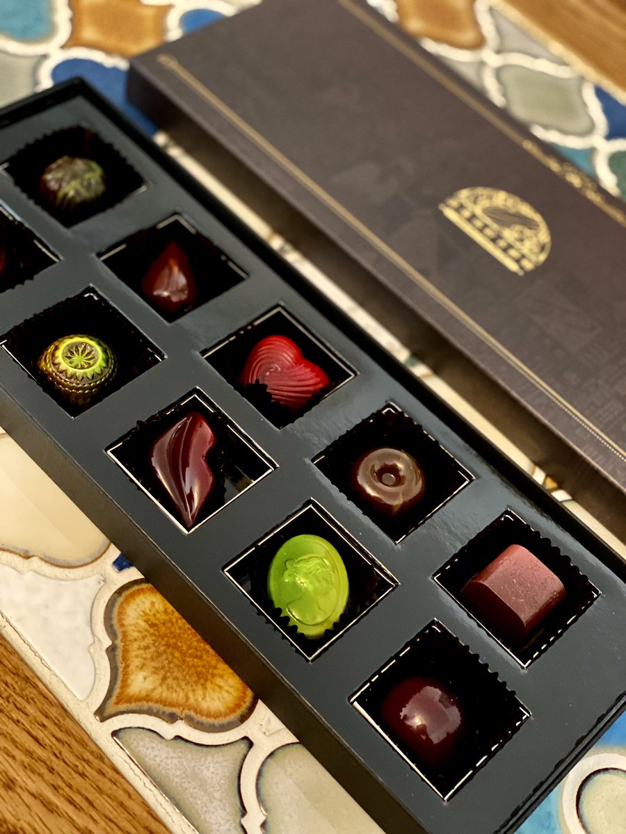 gdkziueblpy's tweet image. 去年から気になっていたセイストとロマンスチョコレート🍫