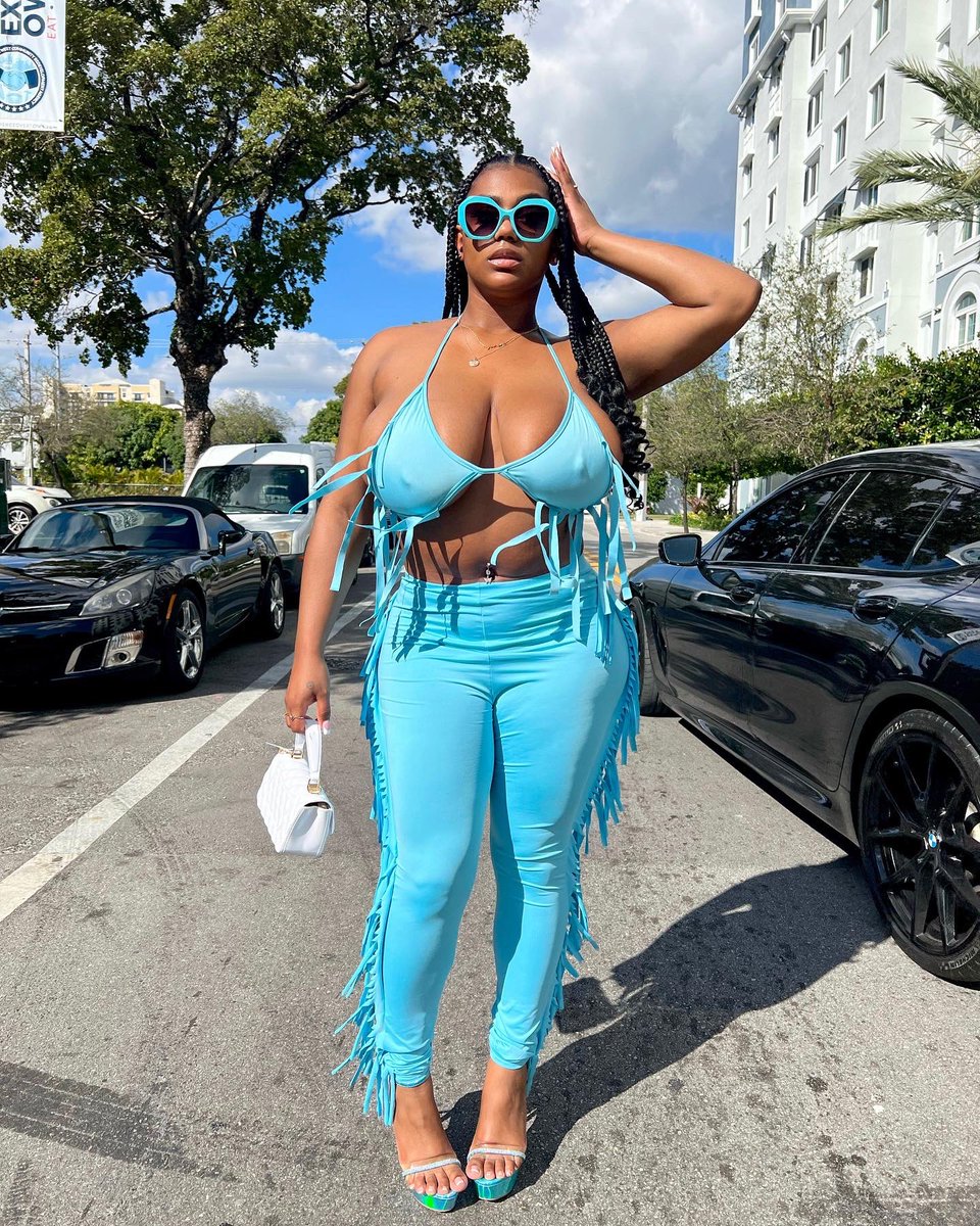 KieraNicole on Twitter: "Day 2 🥶"