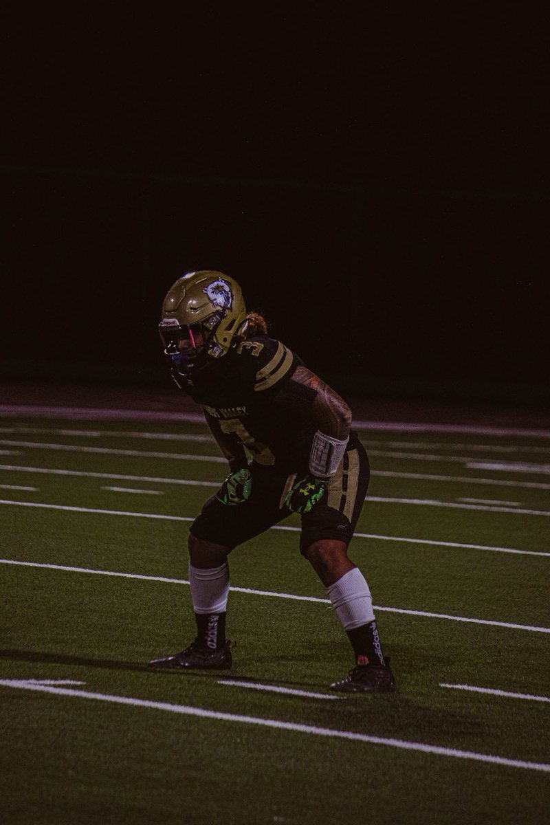 SVHSGrizzFB's tweet photo. Best of luck to our Grizzlies who will be giving it their all. Show the world what you're capable of, @TipisoneManu and @AlecLivingston4. #NPShowcases @BrandonHuffman @GregBiggins @ttherzog @PGregorian @_Vc_209 @ChampionUSA @BumpBoxx @McLloydSport @usmc @GlazierClinics @lzrdtech https://t.co/6b2puPXUx4