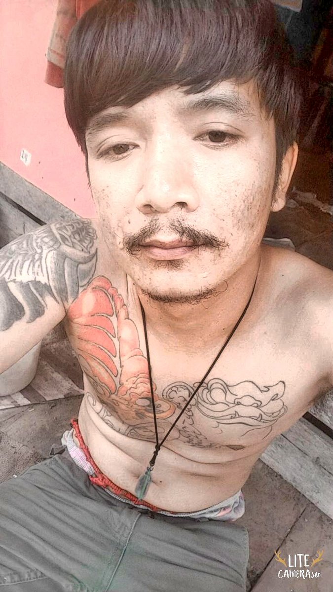 ...เด็กใต้ป้ายสุราษฎร์..🍃🍃