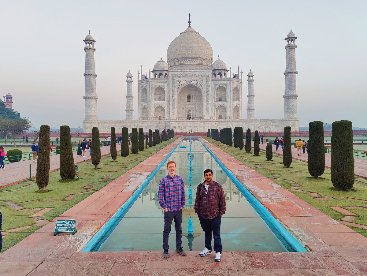 BhaumikBheda1's tweet image. Waah, Taj! ❤️ w/@SchaferCunning1 

Shot on @oneplus 9 Pro
#ShotonOnePlus #OnePlus9Pro
@OnePlus_IN @OnePlus_USA 

#TajMahal #Agra #WaahTaj #Cloud11