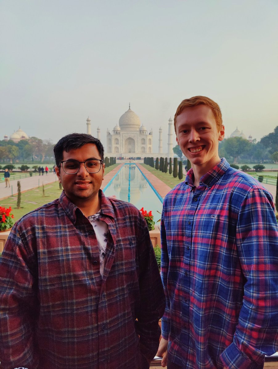 BhaumikBheda1's tweet image. Waah, Taj! ❤️ w/@SchaferCunning1 

Shot on @oneplus 9 Pro
#ShotonOnePlus #OnePlus9Pro
@OnePlus_IN @OnePlus_USA 

#TajMahal #Agra #WaahTaj #Cloud11