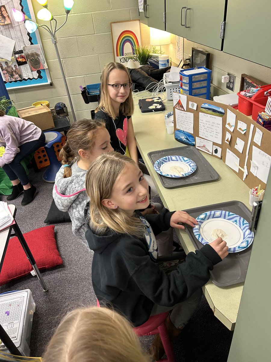 Lacey Lewis tweet media