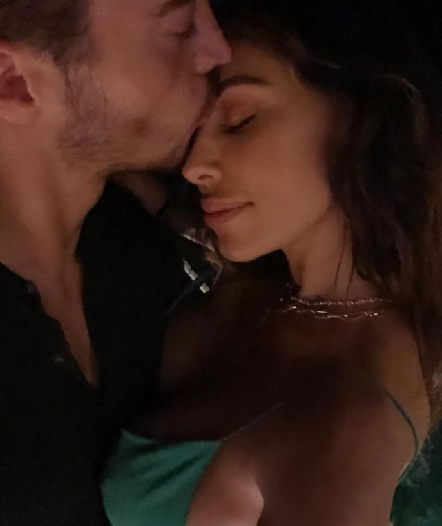 Always make her feel loved