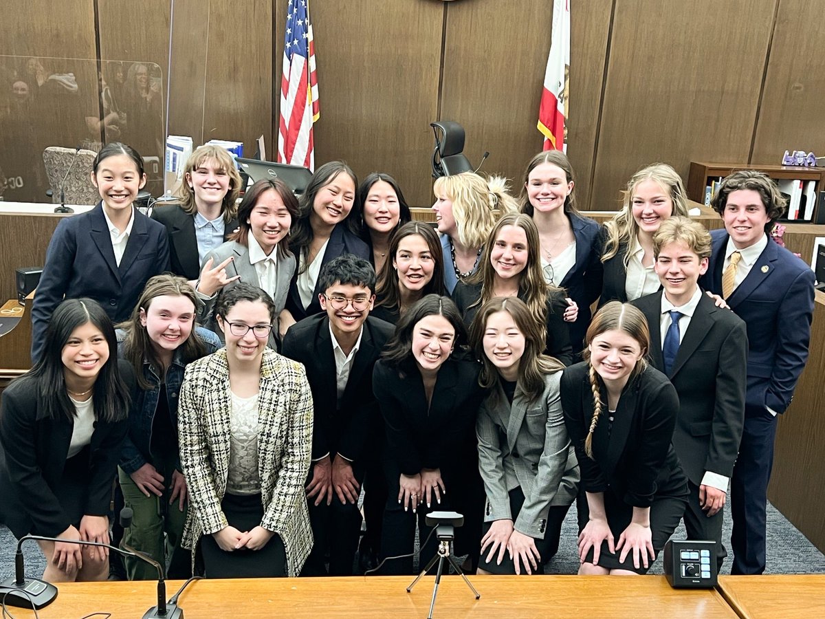 weareocsa's tweet photo. Congratulations to the OCSA Mock Trial team for their regional championship win! This group has worked hard with their advisers and coaches, committing their time and passionate efforts toward this huge achievement. We can't wait to see the team continue on at the state level! https://t.co/OXP6vmRtUn