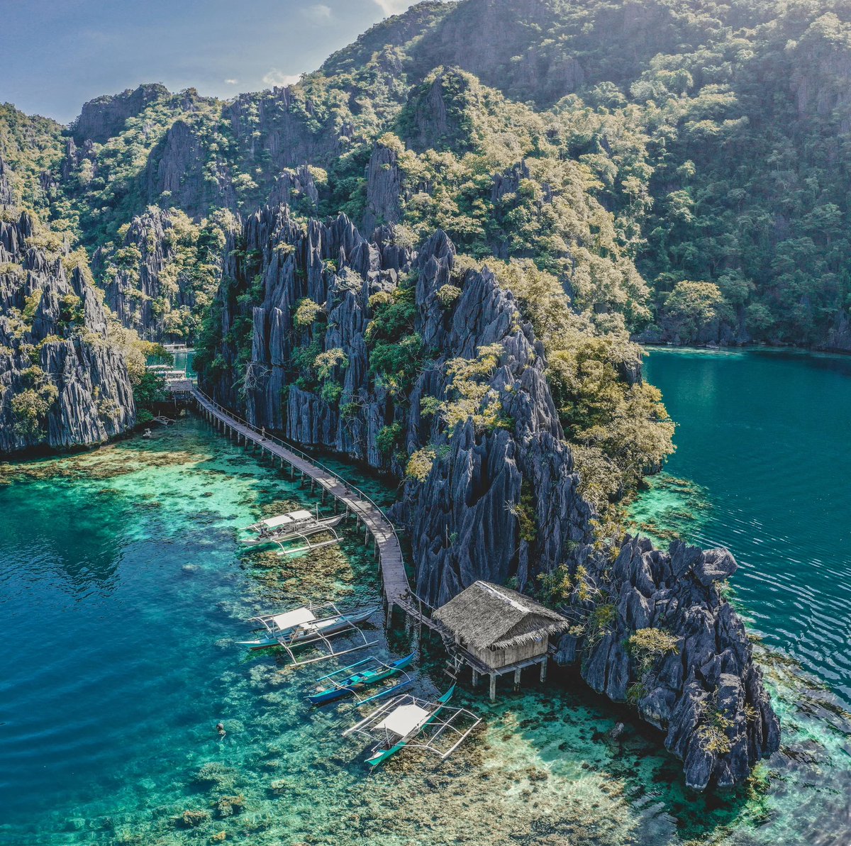cntraveller's tweet photo. These beaches should be enough reason to put the Philippines top of your travel list. https://t.co/TmgYWBmFQ8 https://t.co/qds9DAT9RZ
