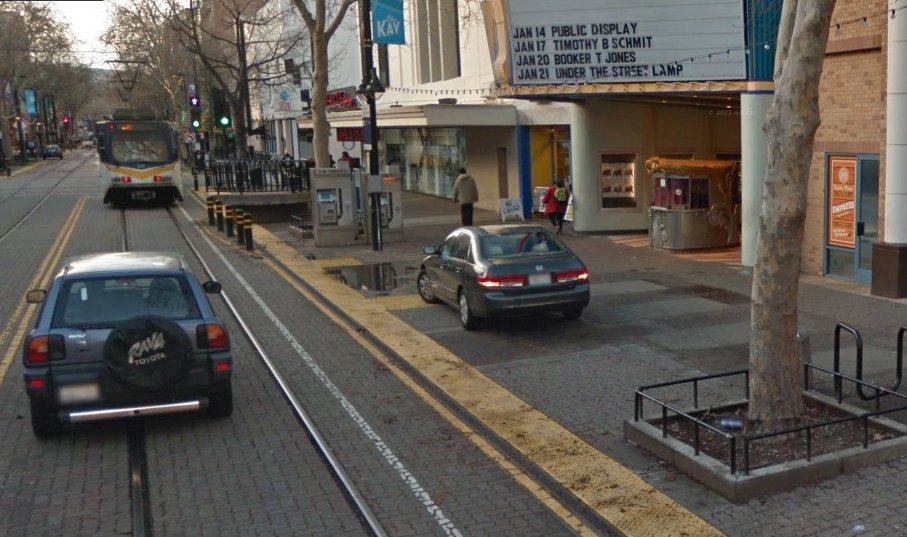 SacSideWalkPark's tweet photo. Yo! Pro-Tip! When visiting @docosacramento to see the @SacramentoKings at the @Golden1Center , save money by not paying @SacParking ! Park on the sidewalk like everyone else does! Limits are K Street from 7th Street to 12th Street. Who cares about pedestrians and wheelchairs?!? https://t.co/J7CaouATEW
