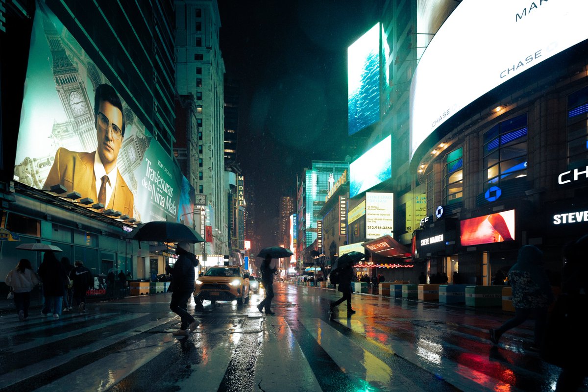 VantagePointNYC's tweet photo. Did you miss me? ☔️ https://t.co/Qqw9VGRgmg