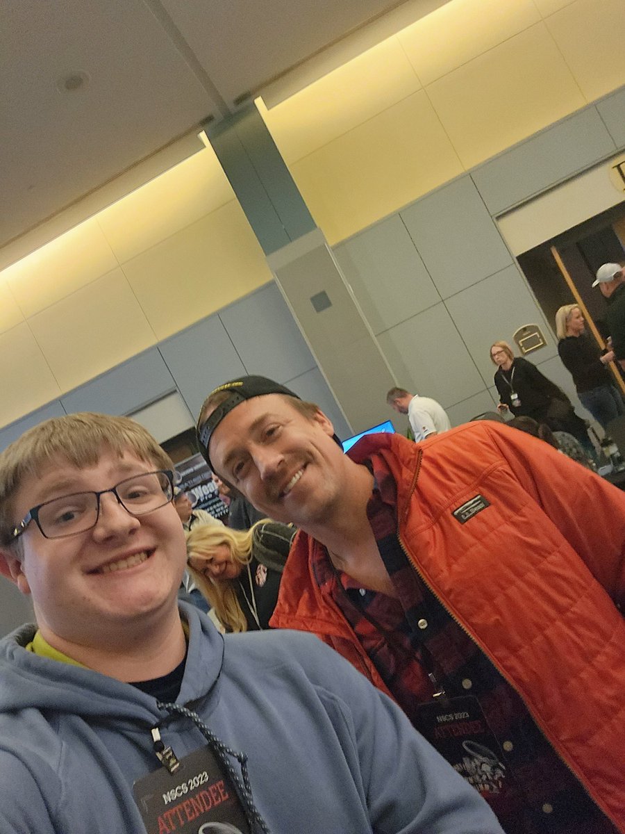 WxAden's tweet photo. I MET @ReedTimmerAccu https://t.co/H9LSWPR8N6