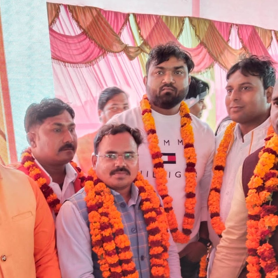 ArvindSarojSP's tweet photo. #NewProfilePic https://t.co/wvrvEvTXBs