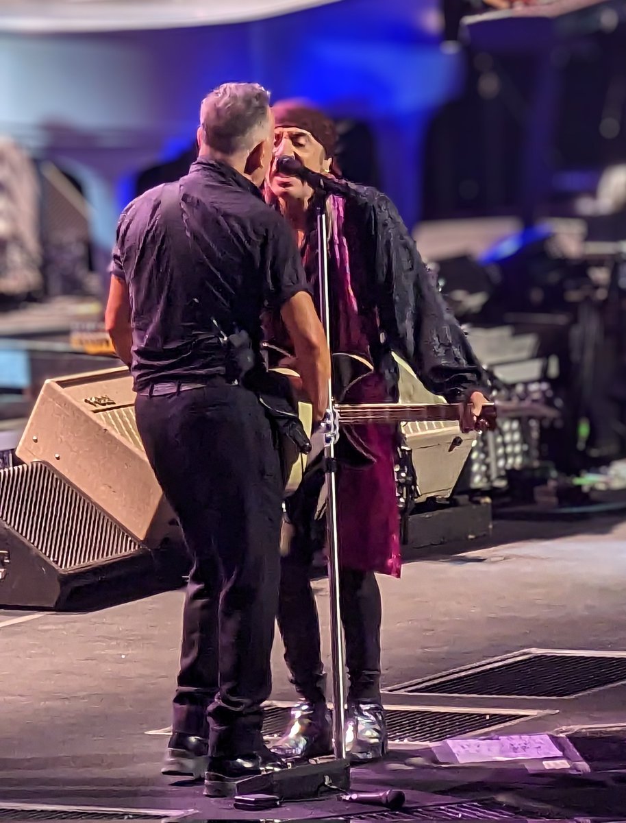 Poppa_Sam's tweet image. Lifelong friends...

@springsteen and @StevieVanZandt 

#estreetband
#BruceSpringsteen 
#springnuts 
#atlanta23