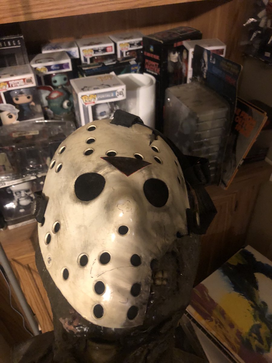 OderusYou's tweet photo. @jamiroqueer lol I have the same figure and the mask is a custom one off https://t.co/A45pNESMp7