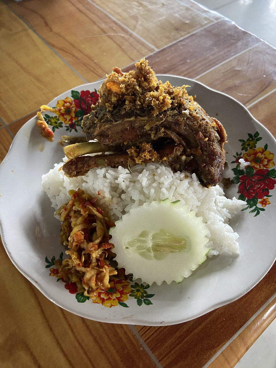 T I M U R tweet media