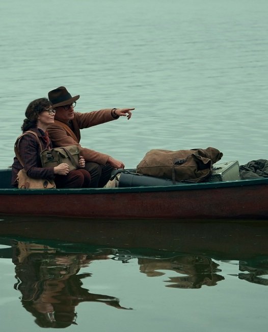 #AndrewLincoln as Edgar Bradley and #EssieDavis as Nancy Bradley in episode “The Murmuring” of Guillermo del Toro's #CabinetOfCuriosities.

📸 Netflix