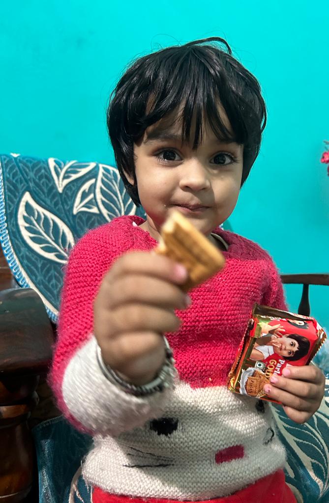 canishant001's tweet photo. @ParleFamily #daughterlove https://t.co/AabSade2y1