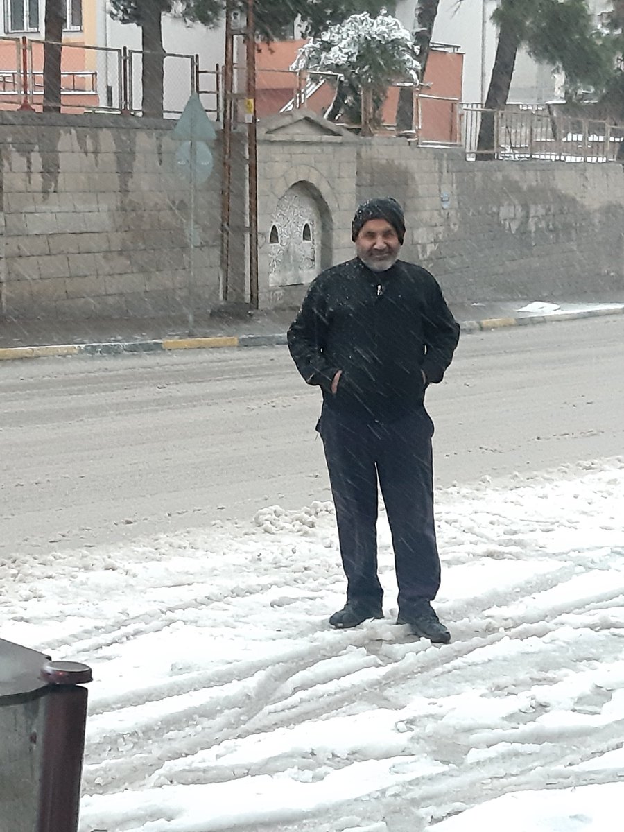 SLM MERHABALAR GUAYDIN GAZIANTEP NIZIP DURMAK YOK YOLA DEVAM BEREKET YAĞDI VE YAGIYOR...RTE..