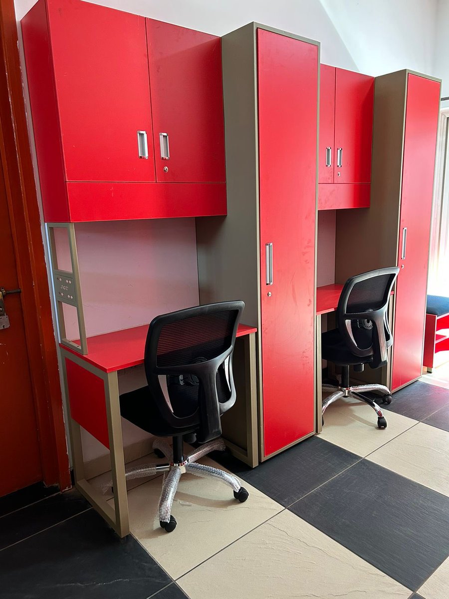 ergospaceindia's tweet image. Students are the future of this Nation, and to enlighten their path of success, it is necessary to ensure their good well-being in the long hours of study and brainstorming.
#pleasureatstudy 
#officefurniture #furnituresolutions 
#furnituredesign