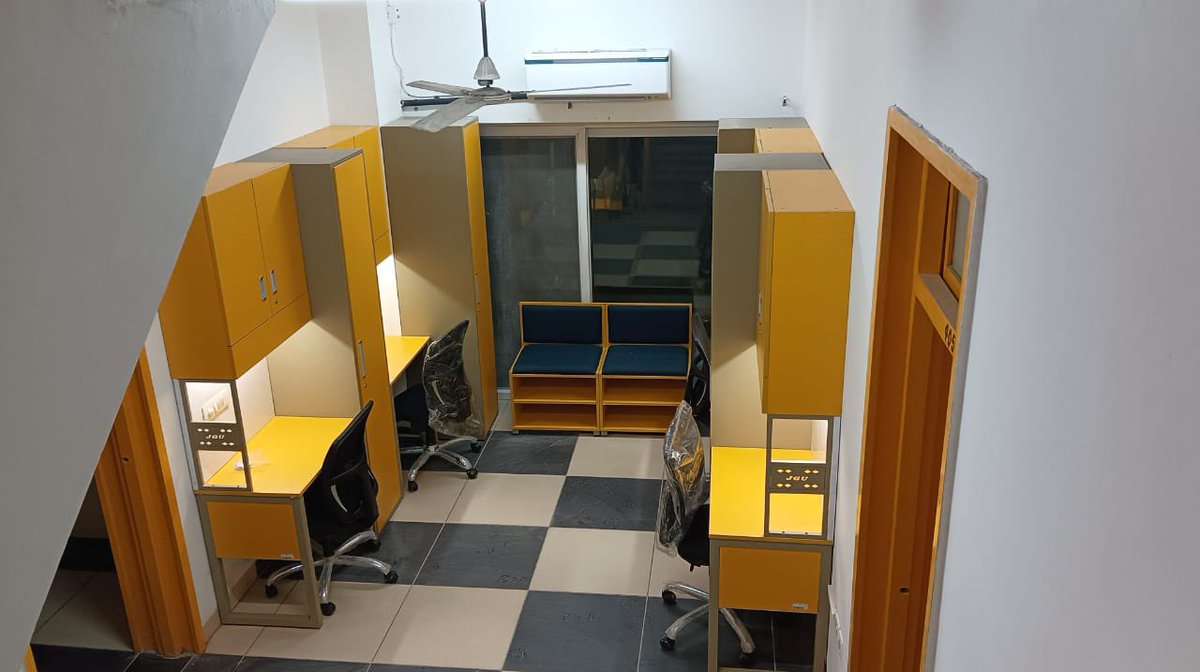 ergospaceindia's tweet image. Students are the future of this Nation, and to enlighten their path of success, it is necessary to ensure their good well-being in the long hours of study and brainstorming.
#pleasureatstudy 
#officefurniture #furnituresolutions 
#furnituredesign