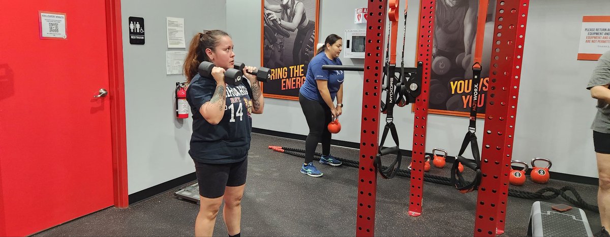 A special thank you to Hotworx for hosting our workout💪. It was a great experience. Thank you ❤️ to Alejandra for her excellent customer service. 👏 @SISD_HBSM @JHambric_K8 @LexiTucker_CSP @MKolar_JHS @ARivera_JHS @DLucero_JHS #HawkPride