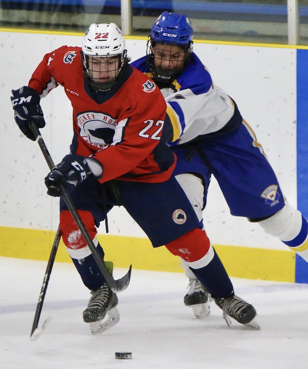 lasportspage's tweet photo. Took some pics as @lahounds1 hosted CRAA Gold of Calgary in #SCAHL play Friday night in #yql #Lethbridge https://t.co/Yt34p4Q92s