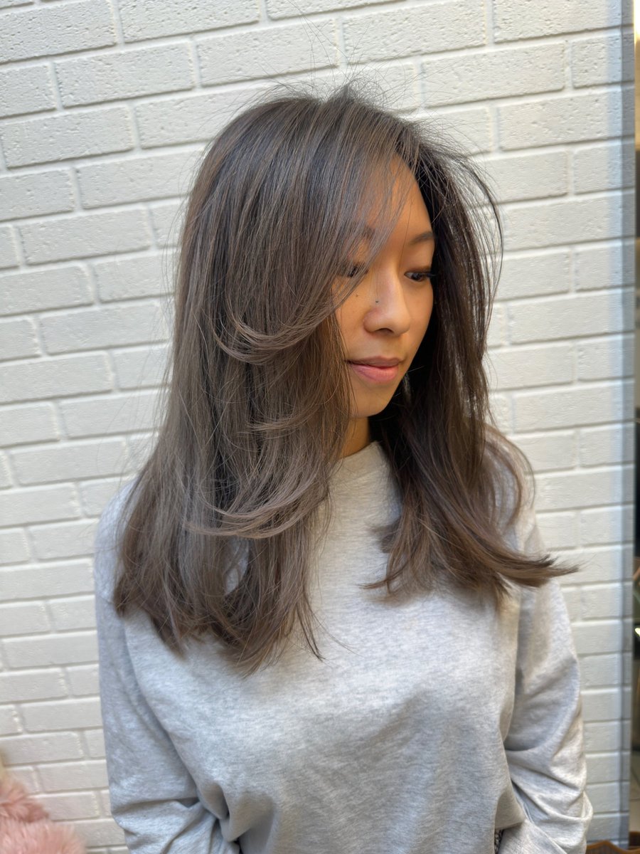 sametzilii's tweet photo. Before and After #haircolour #london #beforeandafter https://t.co/hw3koSfU0Y