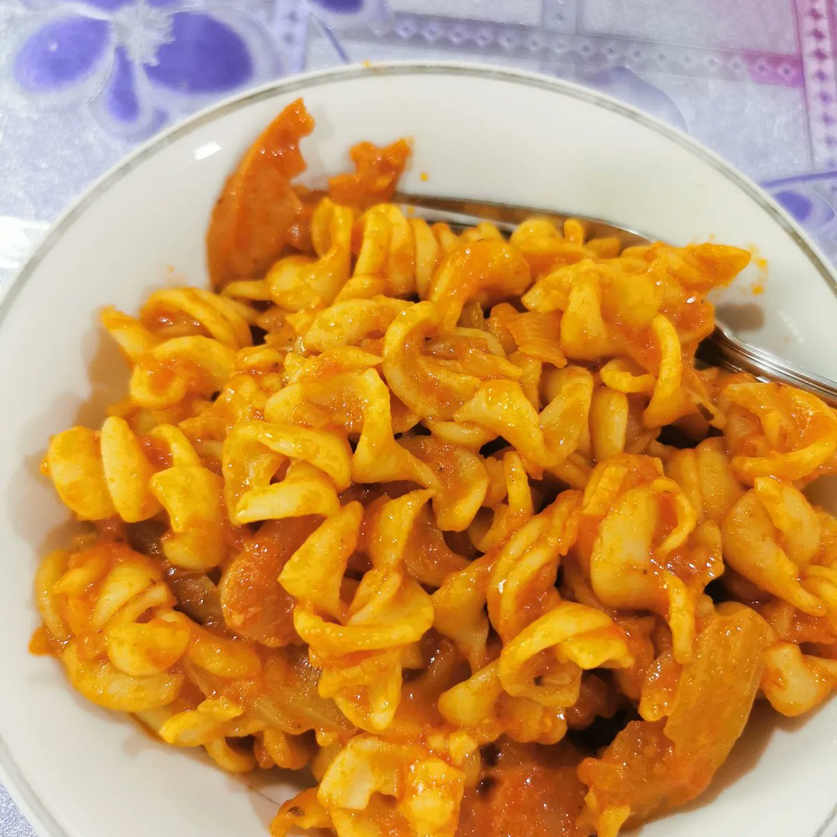 chiyoarwen's tweet image. The only "from this to this" that i can afford 🤣🤣🤣

Mine is less spicy Arrabiata overcooked spiral 😋

#OnceInABlueMoon