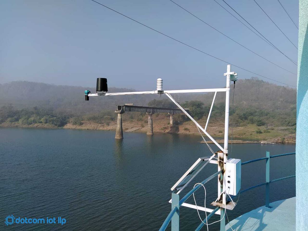Dotcomiot's tweet photo. This is how the Dotcom #iot helping the Government entities to precisely monitor the Weather parameters along with the dam water level as a part of the Flood monitoring system under the #SmartCity Mission!
#LoRaWAN #Cellular #WeatherMonitoring
#FloodWarningSystem #SilvassGov https://t.co/PviDEKHxFn
