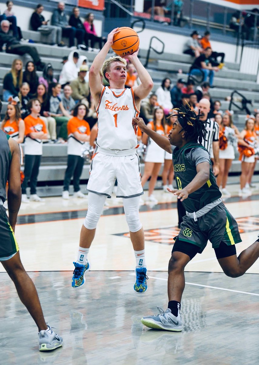 Salt Lake Rebels-Adidas Gold 🏀 tweet media