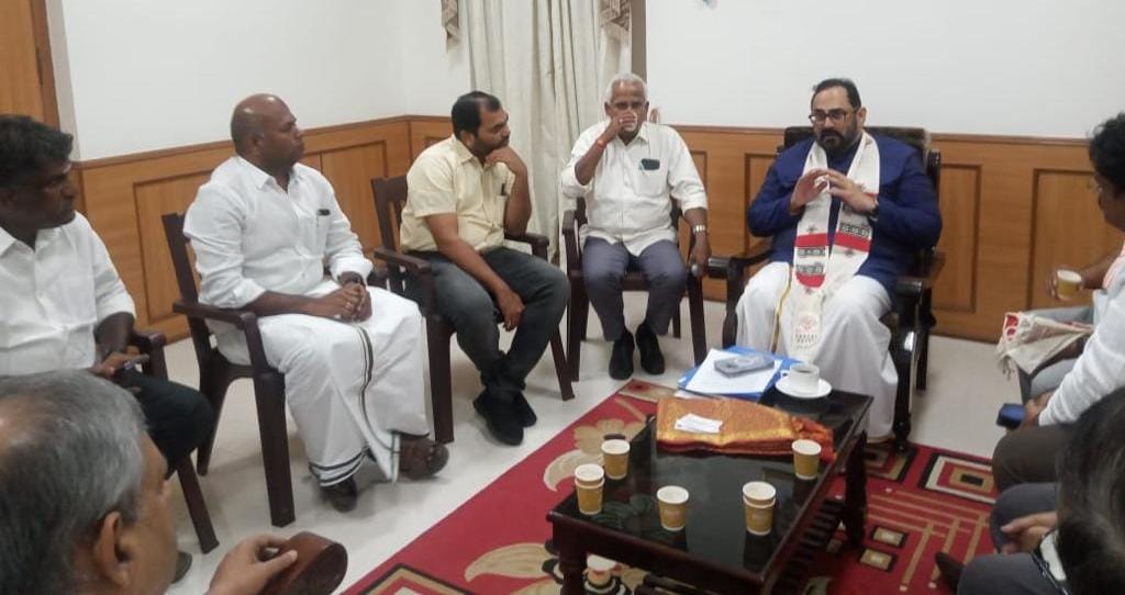 Met with the delegation of @lubindia led by its Tamil Nadu President Shri M.S. Vijayaraghavan Ji. 

Had a discussion around the Skill & IT related challenges faced by micro & small industries.

#RCInTamilNadu