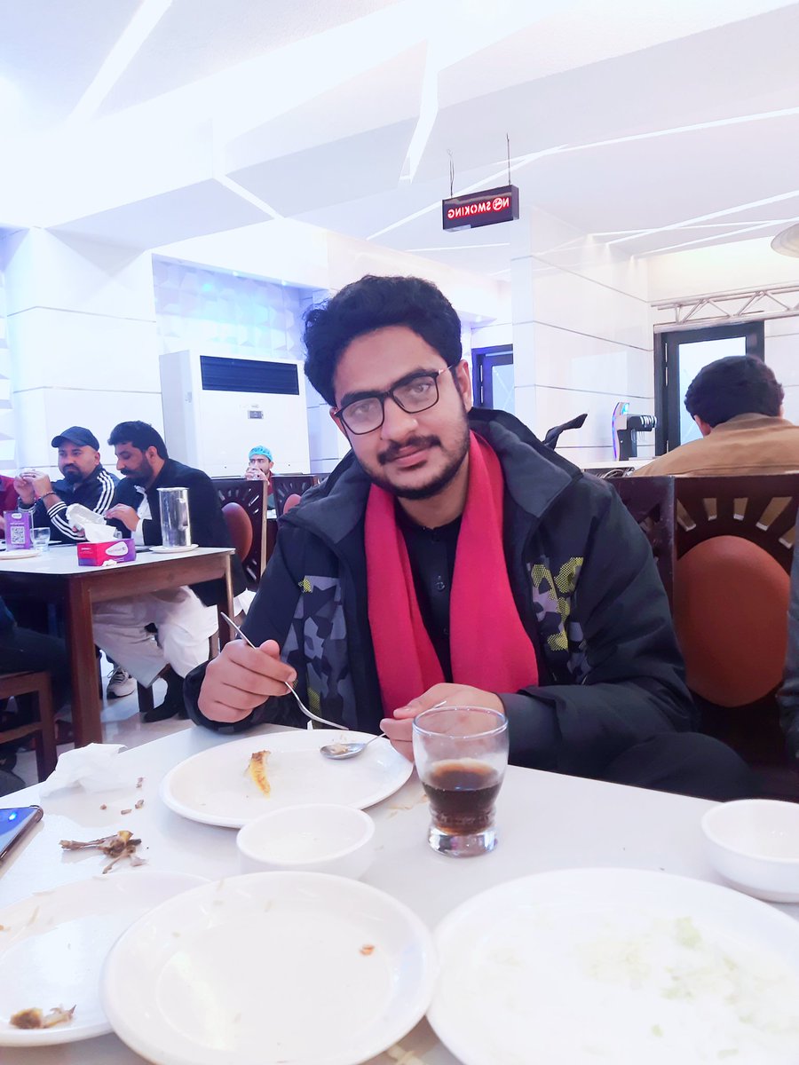 ChaudharyMatee9's tweet photo. "Things are never that scary when you have got some inside out great pals" , ❣️
#Alhamdulillah | #Lahore #WeekEnd | #Shashkey https://t.co/teivvKrliB