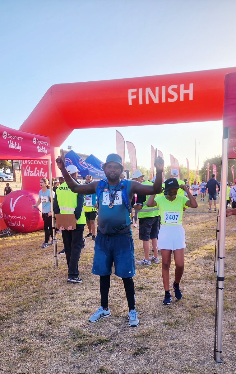 Le_Cake's tweet photo. 15km Done and Dusted in 1:25min
#VitalityRun
#DiscoveryRun
#SpartanHarriers
#RunningWithTumiSole
#FetchYourBody2023
#OperationMkhabaMustFall https://t.co/7nQ8ZjjwYa
