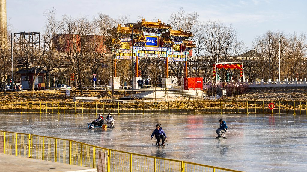 One year after the opening of the 2022 Beijing Winter Olympic Games, Chinese people maintain a high enthusiasm towards winter sports. The Qunming Lake ice-skating rink opened to the public on January 16, attracting many skating lovers. #BeijingOlympics