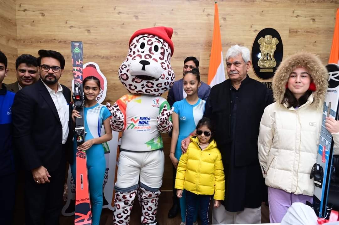 kheloindia's tweet photo. Glimpses 📸 : Launch ceremony of the Mascot, Anthem song, and Jersey of the #KheloIndia Winter Games 3️⃣rd Edition 🤩 in the august presence of Hon'ble LG of Jammu and Kashmir Sh. @manojsinha_ Hon'ble Union Minister of @YASMinistry Sh. @ianuragthakur with other eminent dignitaries https://t.co/CvCLBuPXtD