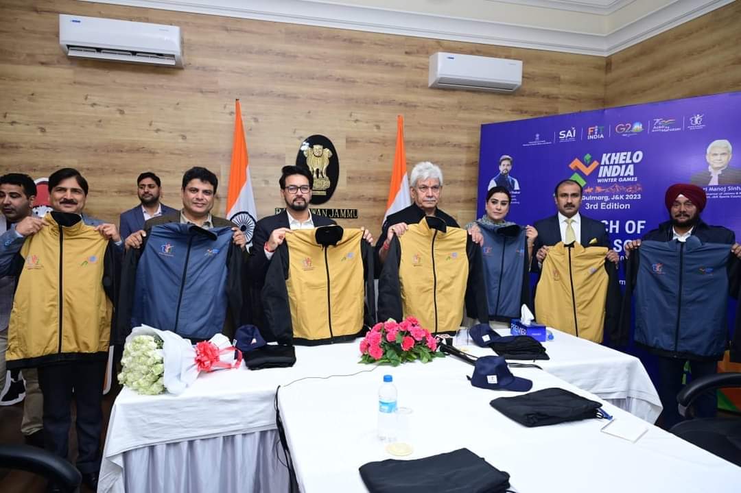 kheloindia's tweet photo. Glimpses 📸 : Launch ceremony of the Mascot, Anthem song, and Jersey of the #KheloIndia Winter Games 3️⃣rd Edition 🤩 in the august presence of Hon'ble LG of Jammu and Kashmir Sh. @manojsinha_ Hon'ble Union Minister of @YASMinistry Sh. @ianuragthakur with other eminent dignitaries https://t.co/CvCLBuPXtD